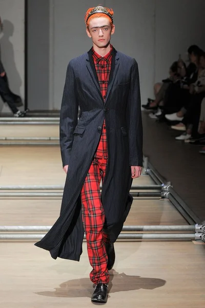 Look 33